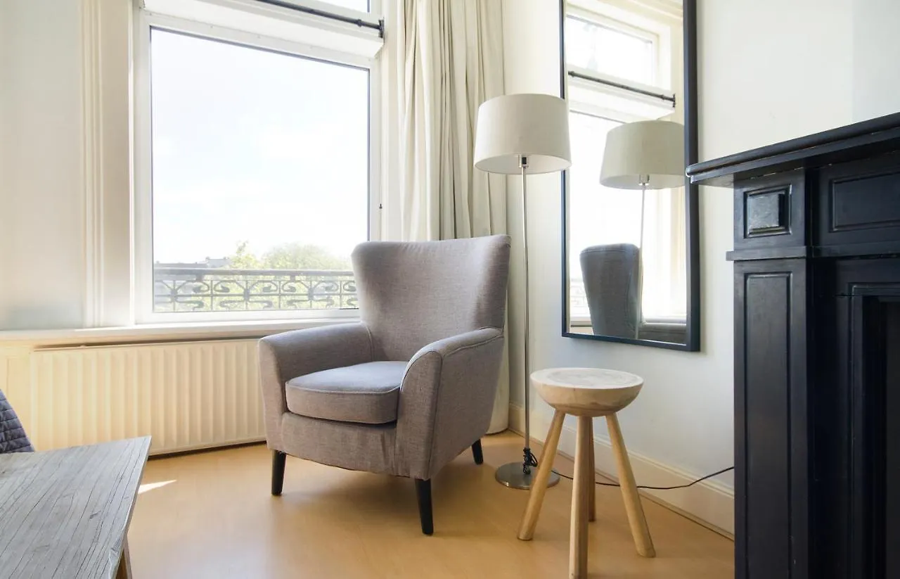 Spacious 4P Canal Apartment Amsterdam